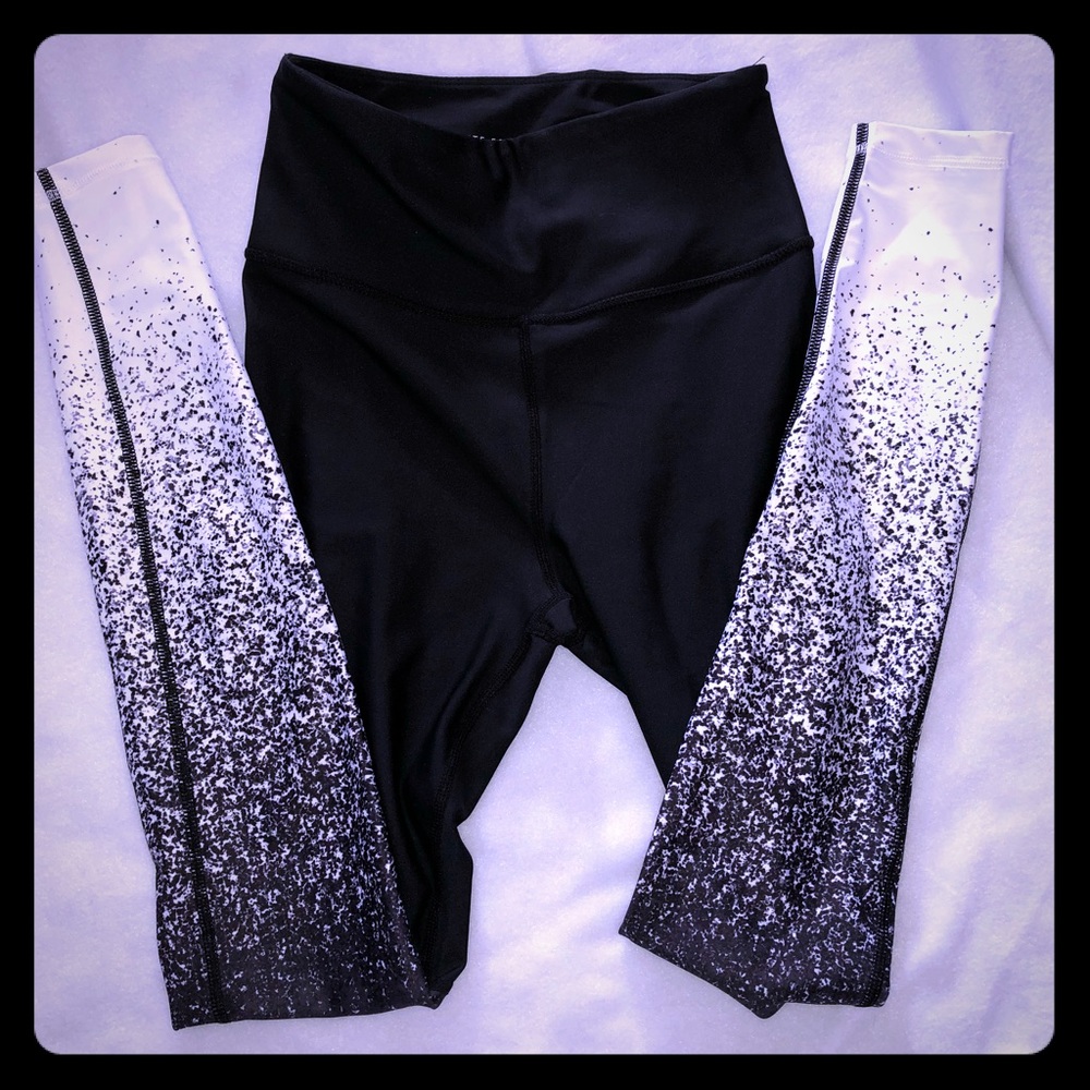 WHITE FOX ACTIVE LEGGINGS